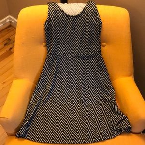 Black and White Sleeveless Dress